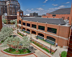 Campus - Plaza